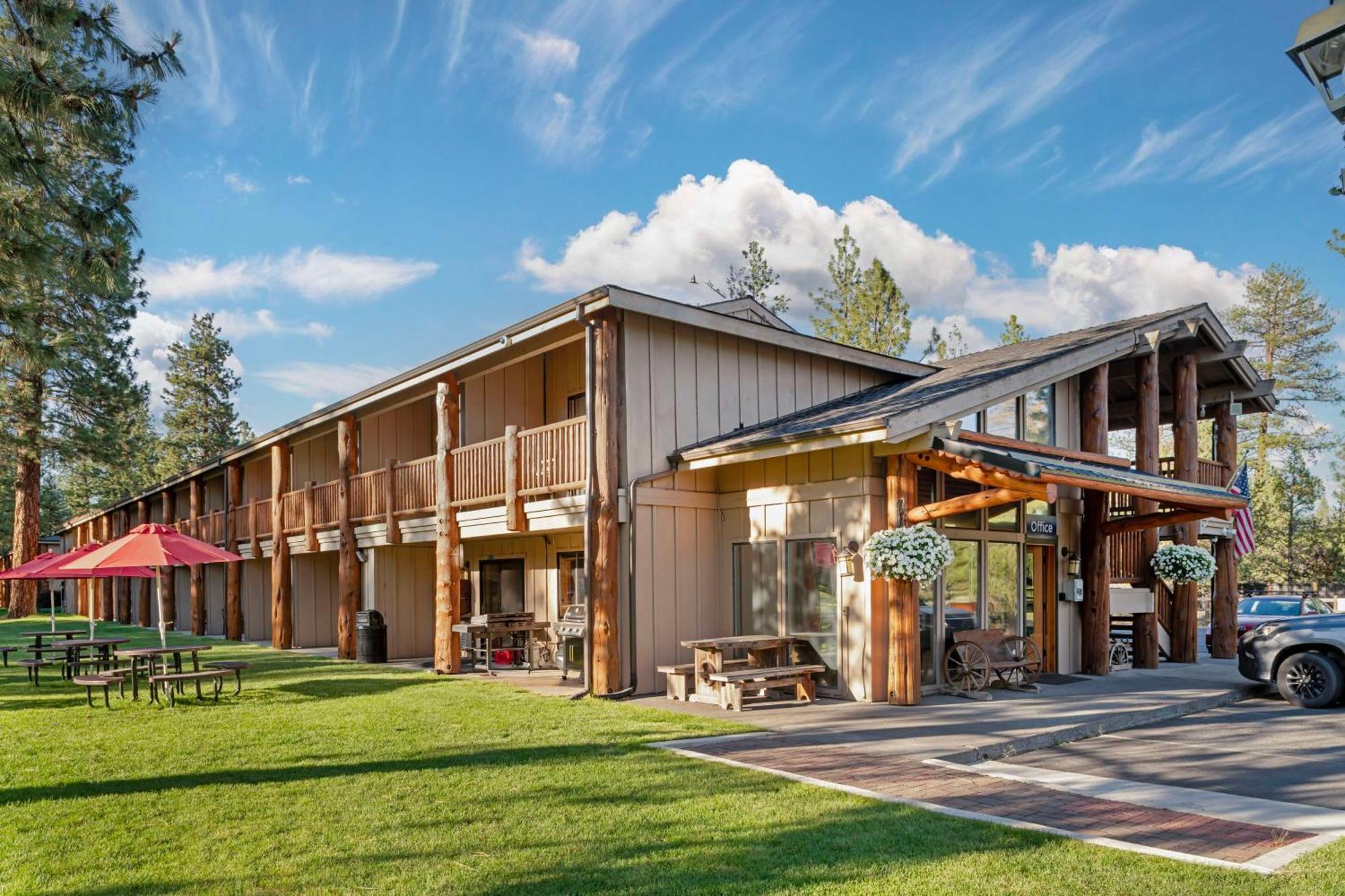 Best Western Ponderosa Lodge Sisters Esterno foto