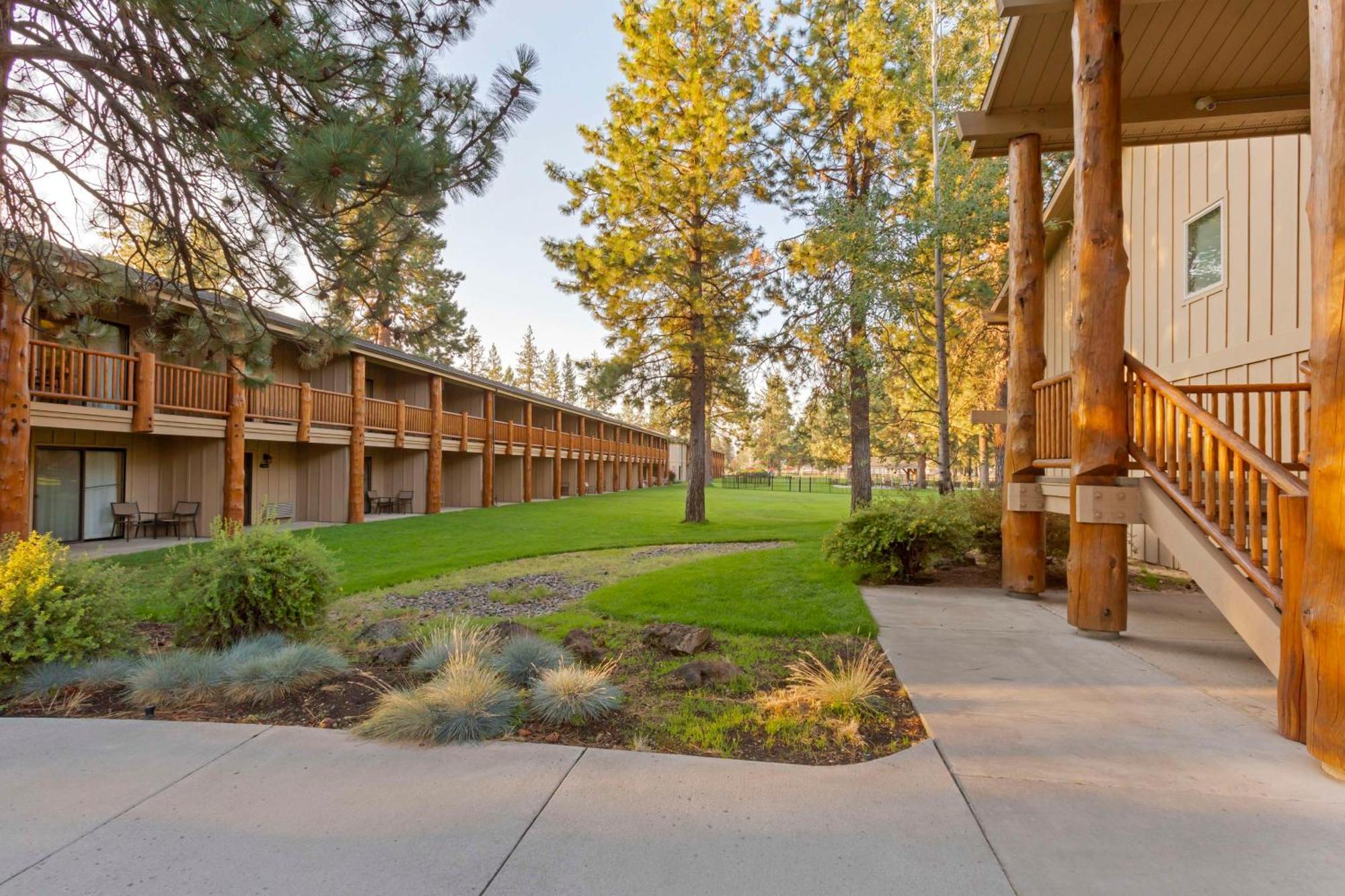 Best Western Ponderosa Lodge Sisters Esterno foto