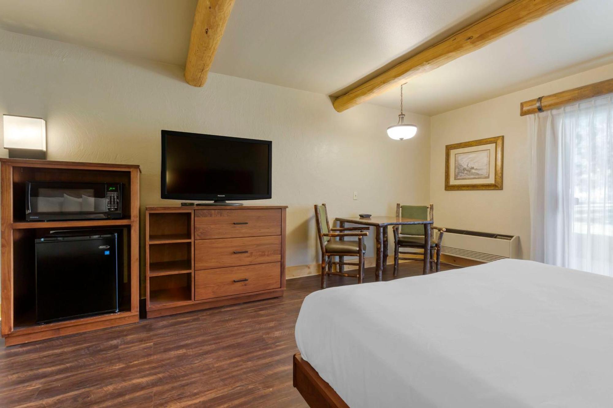 Best Western Ponderosa Lodge Sisters Esterno foto